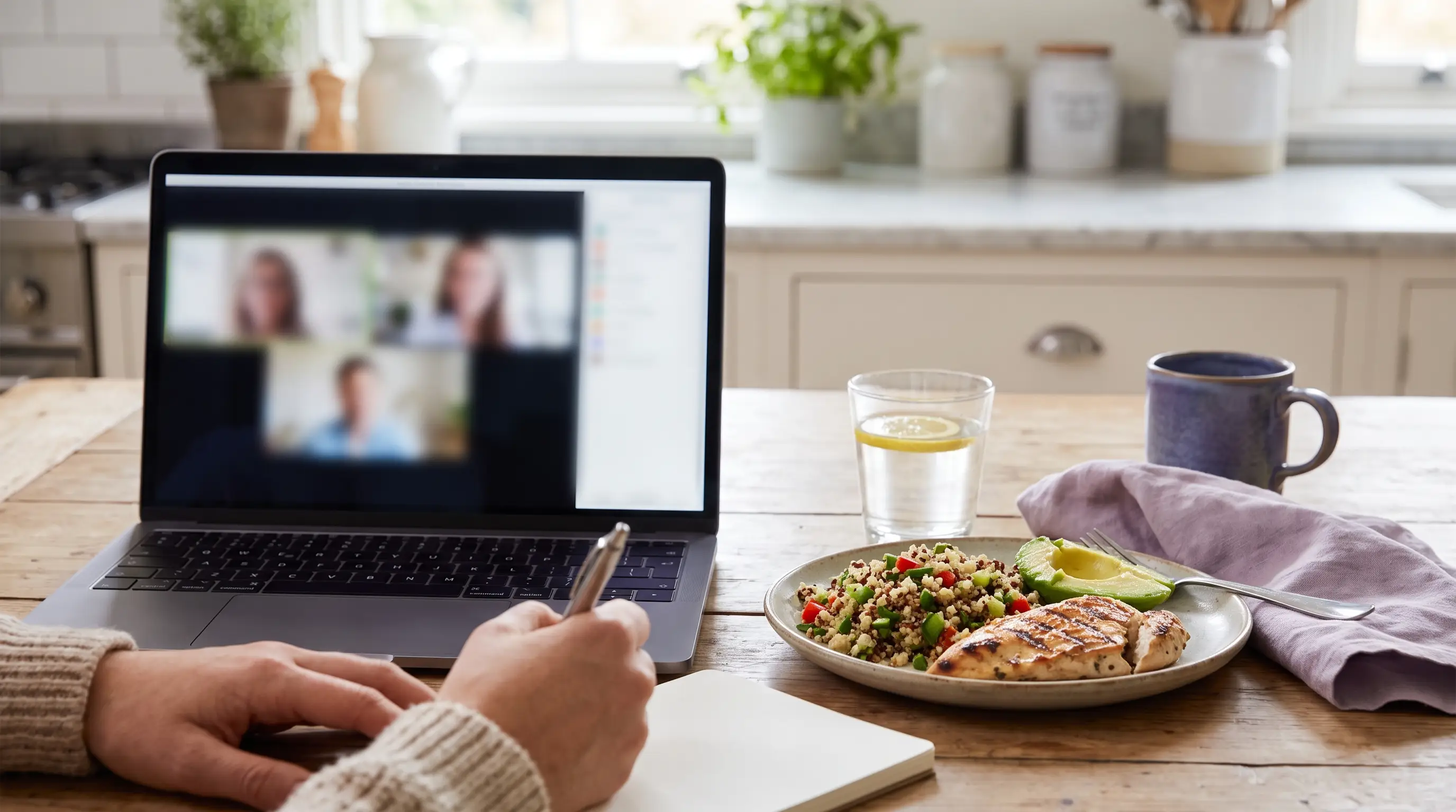 Nutricionista online funciona? como é a consulta por videochamada e o que esperar